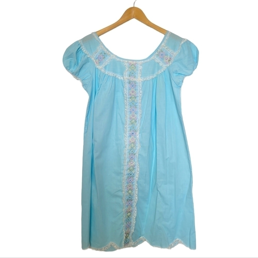 VINTAGE Cross Stitch and Ruffle Nightgown